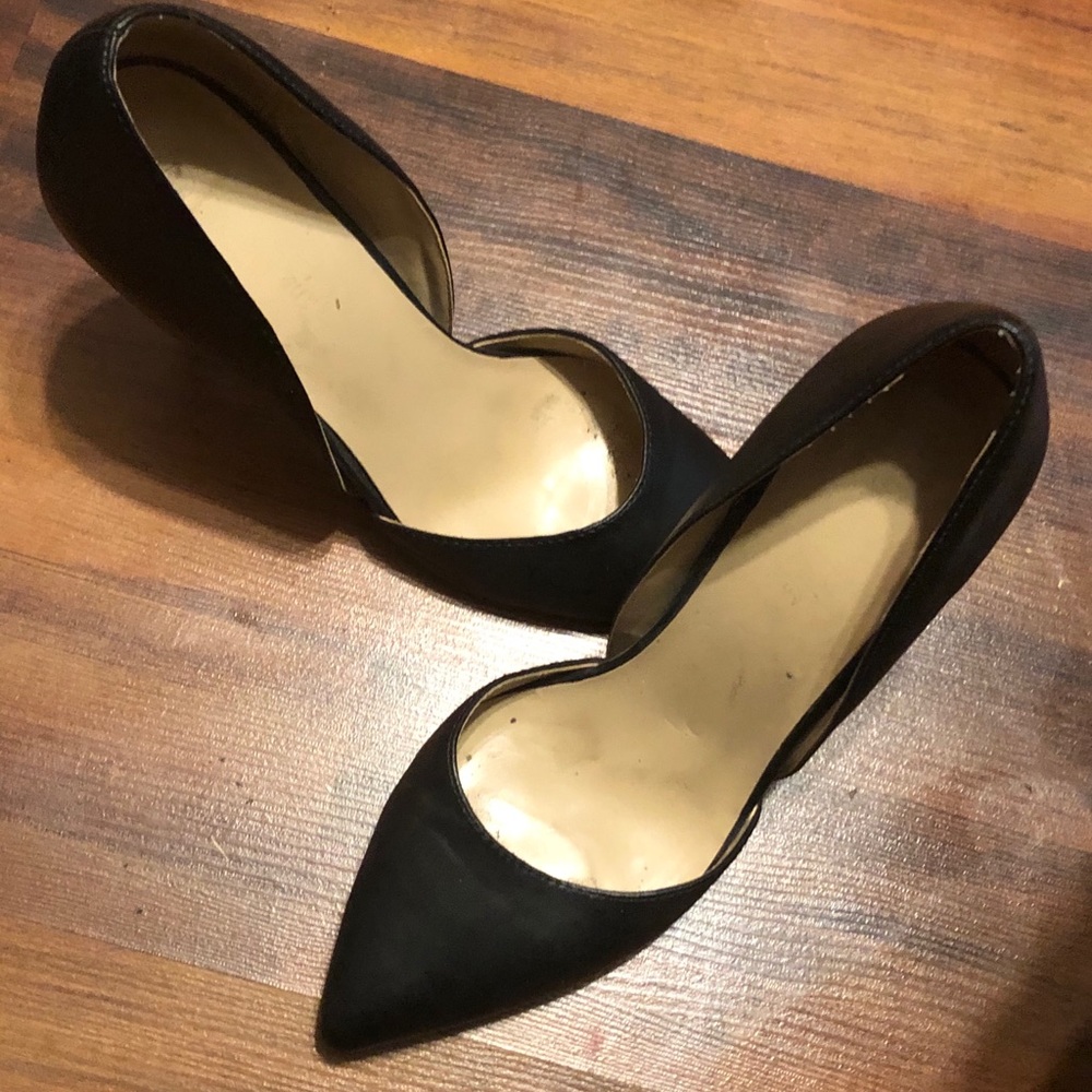 Black heels